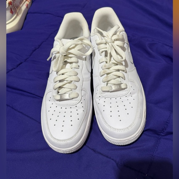 Nike Women’s Air Force 1 ‘07 White - Picture 14 of 15